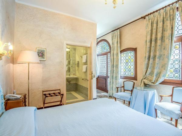 Hotel Giorgione : photo 2 de la chambre chambre double ou lits jumeaux avec accès piscine