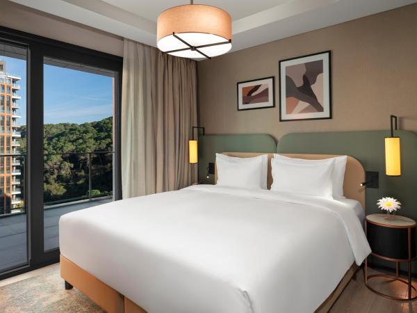 Mövenpick Living Istanbul Saklivadi : photo 6 de la chambre suite deluxe avec terrasse