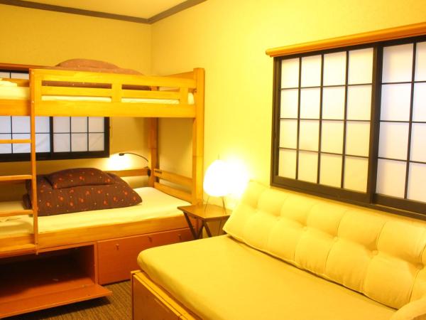K's House Tokyo Oasis - Quality Hostel in Asakusa : photo 3 de la chambre chambre lits jumeaux supérieure