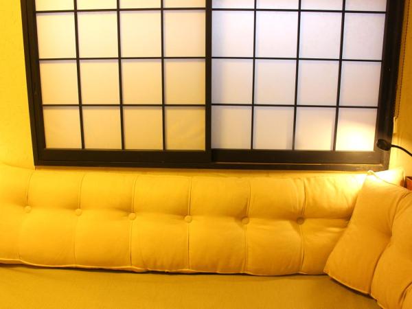 K's House Tokyo Oasis - Quality Hostel in Asakusa : photo 10 de la chambre chambre lits jumeaux supérieure