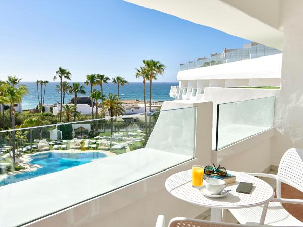 Iberostar Selection Marbella Coral Beach : photo 1 de la chambre suite junior supérieure avec vue sur mer
