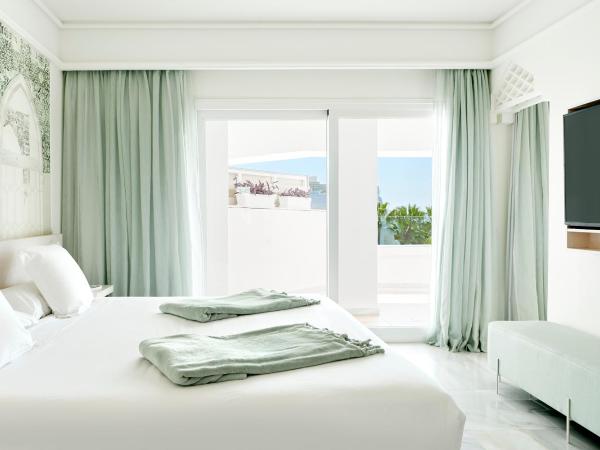 Iberostar Selection Marbella Coral Beach : photo 3 de la chambre suite junior supérieure avec vue sur mer