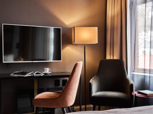 Opus 16 : photo 5 de la chambre chambre supérieure - vue sur ville