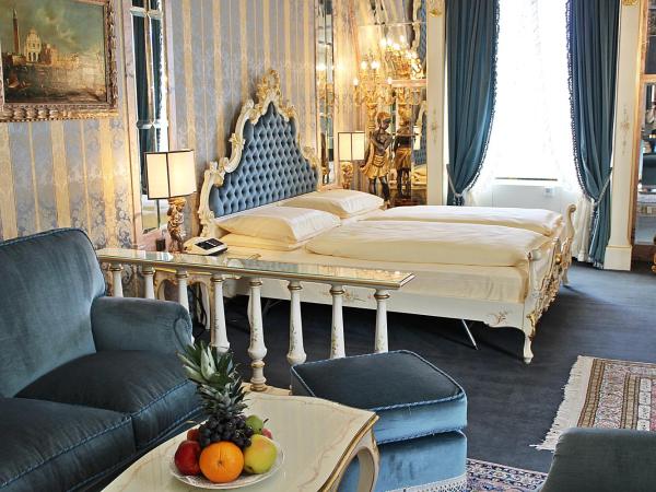 Hotel Palais Porcia : photo 4 de la chambre suite