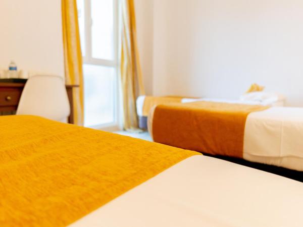 Hostal Josefina-Gran Vía : photo 2 de la chambre chambre triple basique