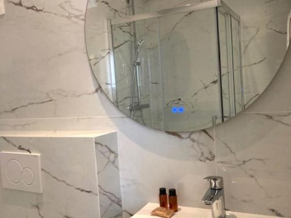 Hotel Cresp : photo 2 de la chambre chambre double ou lits jumeaux - vue sur mer