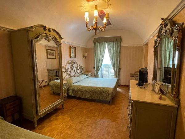 Ai Savoia B&B - Guest House : photo 9 de la chambre chambre double de luxe - annexe