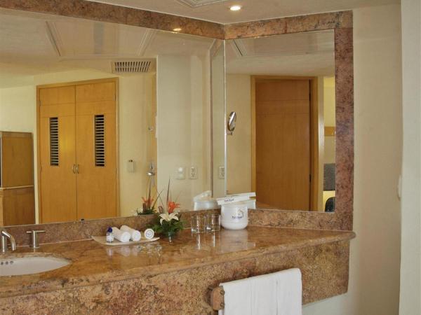 Grand Park Royal Cozumel - All Inclusive : photo 4 de la chambre suite familiale
