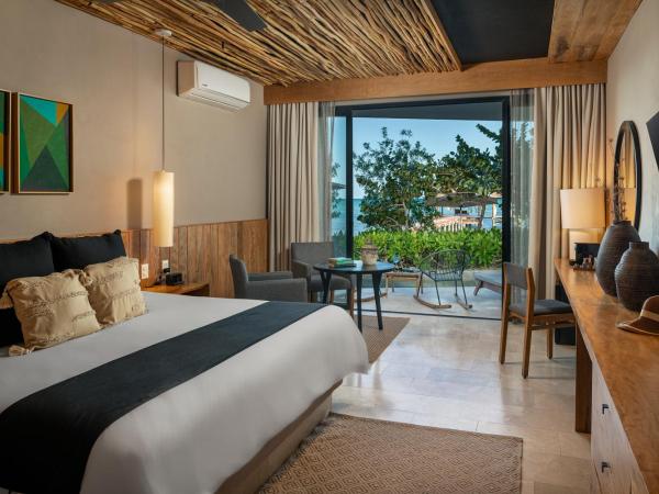 Alea Tulum : photo 3 de la chambre suite avec accès direct à la piscine - côté plage