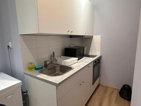 Rynek 5 : photo 9 de la chambre chambre double avec salle de bains commune