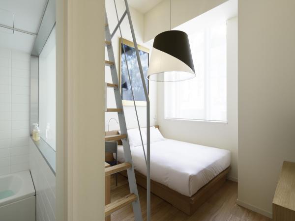 Shinjuku Granbell Hotel : photo 1 de la chambre chambre double supérieure avec mezzanine - rez-de-chaussée - non-fumeurs