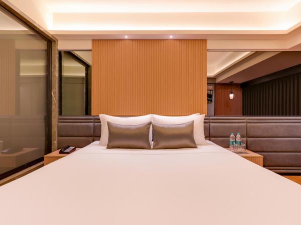 Lemon Tree Premier, Malad, Mumbai : photo 5 de la chambre chambre lit king-size deluxe