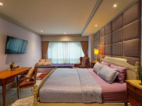 At Pingnakorn Riverside : photo 1 de la chambre suite familiale