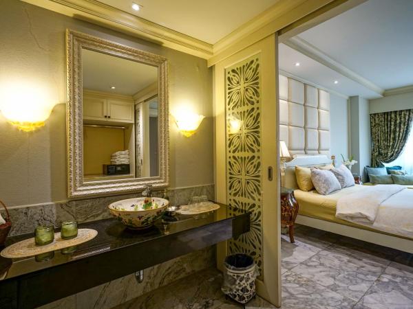 At Pingnakorn Riverside : photo 6 de la chambre suite familiale