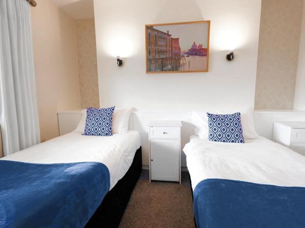 Killarney View House B&B : photo 1 de la chambre chambre lits jumeaux avec salle de bains privative