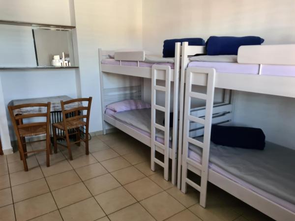 HI Hostel Pula : photo 3 de la chambre lit dans dortoir mixte de 6 lits