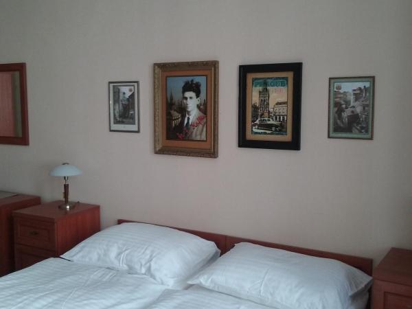 Pension Karlova : photo 5 de la chambre chambre triple avec salle de bains privative