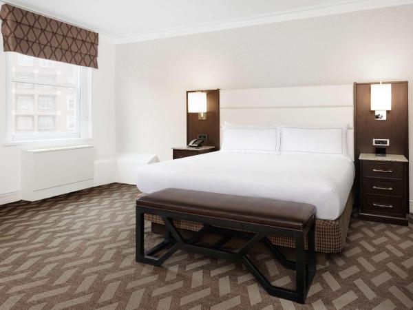 Hilton Boston Park Plaza : photo 4 de la chambre suite studio lit king-size avec canapé-lit