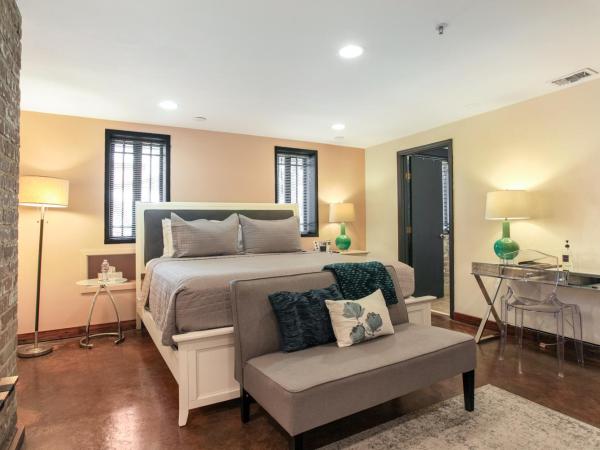 Canal Street Inn : photo 2 de la chambre chambre lit king-size