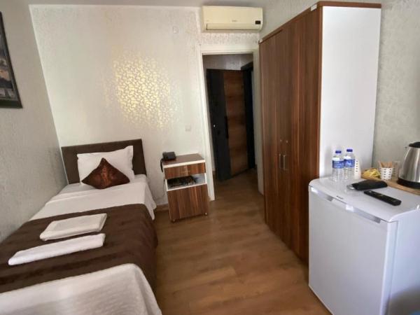 GARDEN HILL HOTEL : photo 3 de la chambre chambre double ou lits jumeaux deluxe - vue sur ville