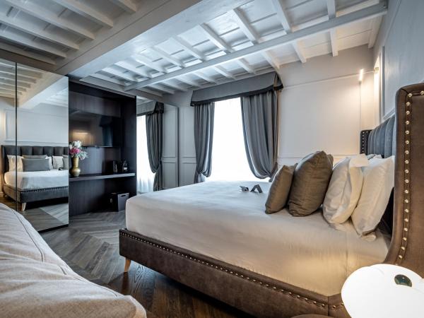 Rivalta Hotel - Alfieri Collezione : photo 4 de la chambre suite junior - vue sur fleuve