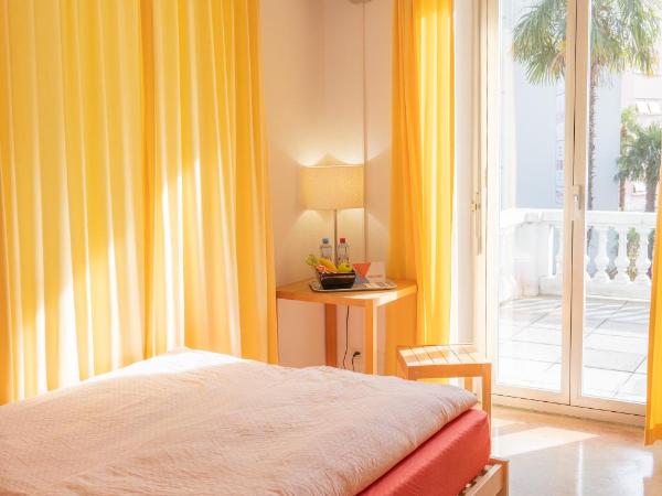 Locarno Youth Hostel : photo 1 de la chambre chambre familiale avec douche 