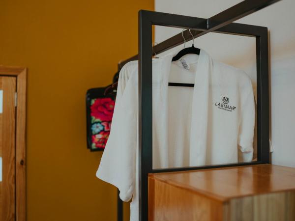 LARIMAR Gallery y Hotel Boutique : photo 6 de la chambre chambre double standard