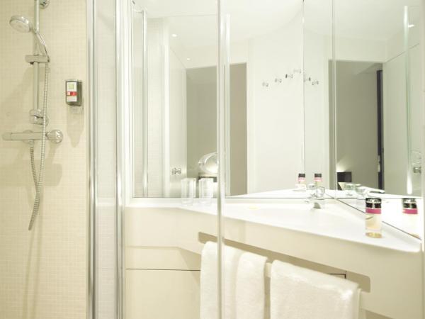 ibis Styles London Southwark - near Borough Market : photo 7 de la chambre suite supérieure - 1 lit queen-size et 1 sofa
