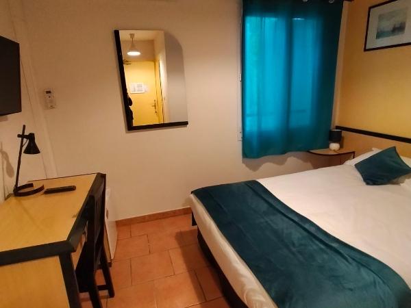 Appart'Hotel Festival Sud Aqua - Avignon TGV : photo 2 de la chambre chambre double