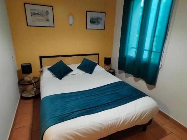 Appart'Hotel Festival Sud Aqua - Avignon TGV : photo 3 de la chambre chambre double