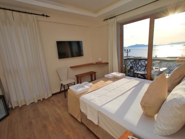 west coast boutique hotel : photo 8 de la chambre chambre double avec balcon - vue sur mer