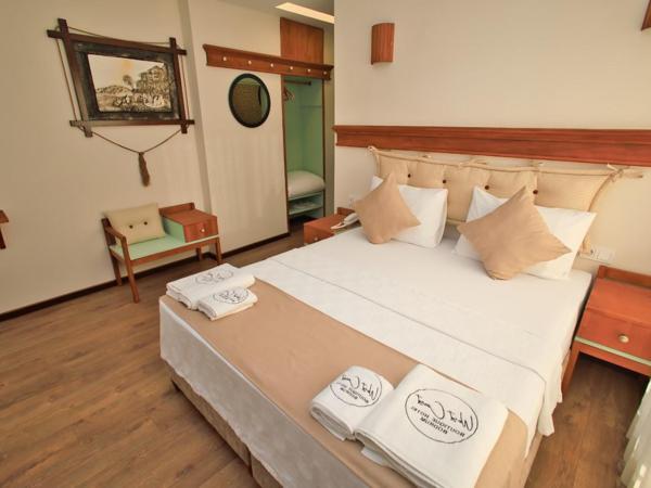 west coast boutique hotel : photo 4 de la chambre chambre double - vue sur piscine