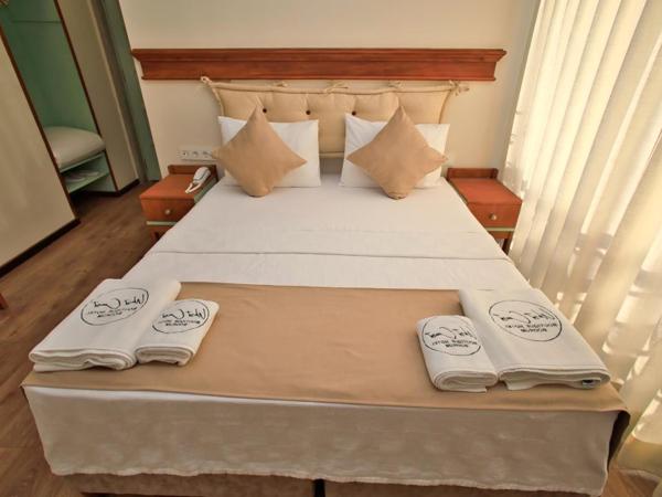 west coast boutique hotel : photo 3 de la chambre chambre double - vue sur piscine