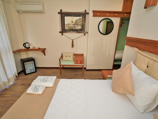 west coast boutique hotel : photo 5 de la chambre chambre double - vue sur piscine