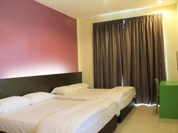 Hotel Mirage PD : photo 2 de la chambre chambre quadruple confort