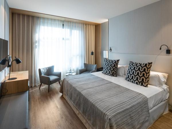 Catalonia Barcelona Plaza : photo 4 de la chambre chambre double deluxe