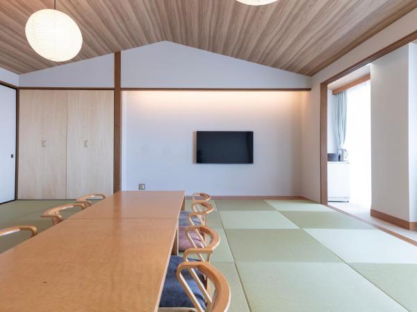 Hotel Lodge Maishima : photo 1 de la chambre chambre familiale avec salle de bains commune