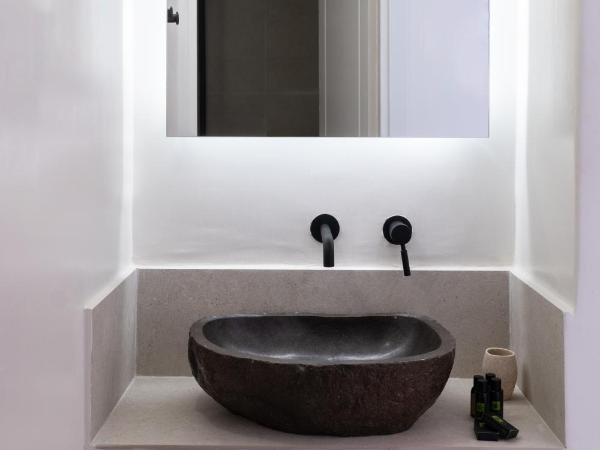 Kykladonisia Traditional Settlement : photo 7 de la chambre chambre double ou lits jumeaux novel