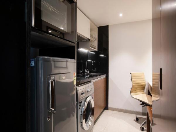 Ramee Techome : photo 2 de la chambre club room with jacuzzi