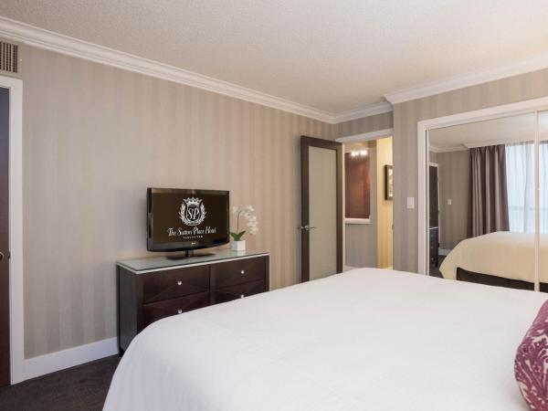 La Grande Residence at the Sutton Place Hotel : photo 3 de la chambre one bedroom sutton suite, 1 king bed, sofa bed