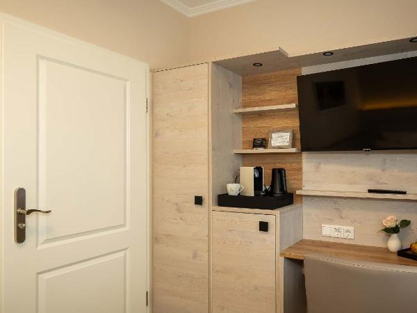 Hotel Rosengarten : photo 3 de la chambre budget single room with own external bathroom