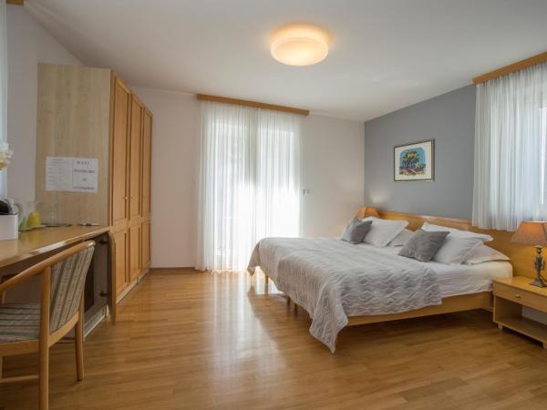 Villa Ana Split : photo 1 de la chambre chambre lits jumeaux standard
