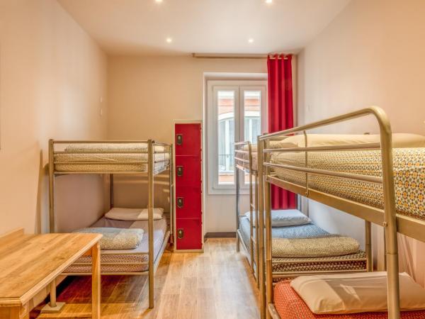 Villa Saint Exupery Beach Hostel : photo 4 de la chambre chambre quadruple