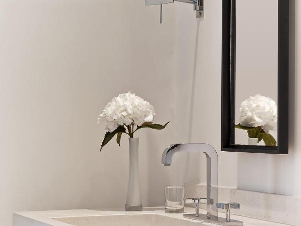 Le Metropolitan Paris Tour Eiffel, a Tribute Portfolio Hotel : photo 2 de la chambre chambre lit king-size supérieure