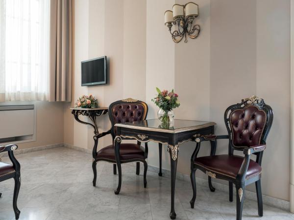 Grand Hotel di Parma : photo 6 de la chambre suite junior