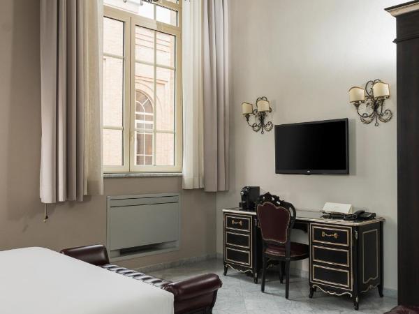 Grand Hotel di Parma : photo 7 de la chambre suite junior