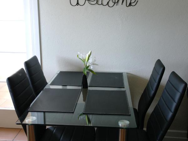 Hampton Court Apartments : photo 5 de la chambre appartement 2 chambres confortable