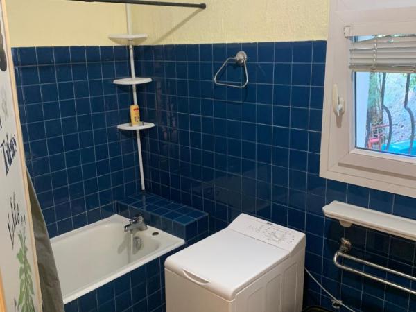 Chambre privée dans Maison d'hotes 10 minutes à pied de la gare et du centre : photo 3 de la chambre chambre double