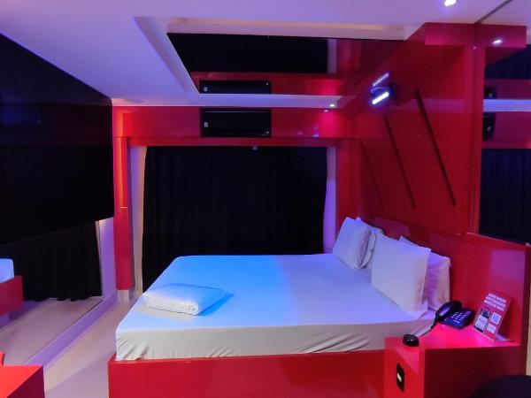 Swing Motel 1 : photo 4 de la chambre suite lit queen-size deluxe