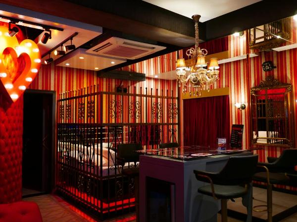 Swing Motel 1 : photo 4 de la chambre suite avec piscine privée